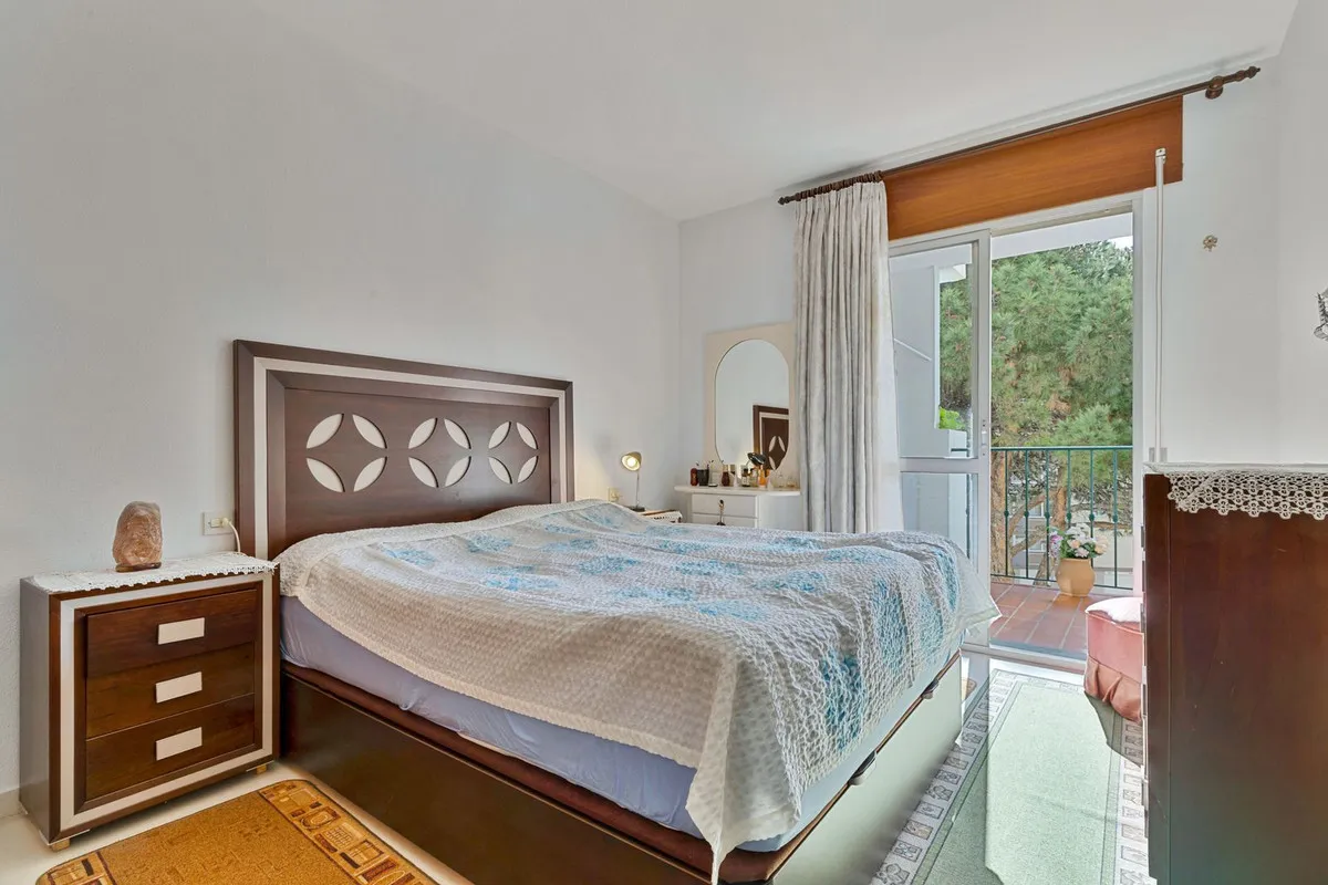 d4f6e54d-5726-4b49-98bf-ee930d5861be