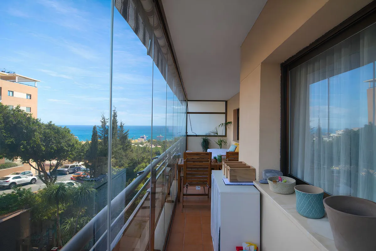 253a8004-e34c-431a-8d4b-fa52ddd8c78a