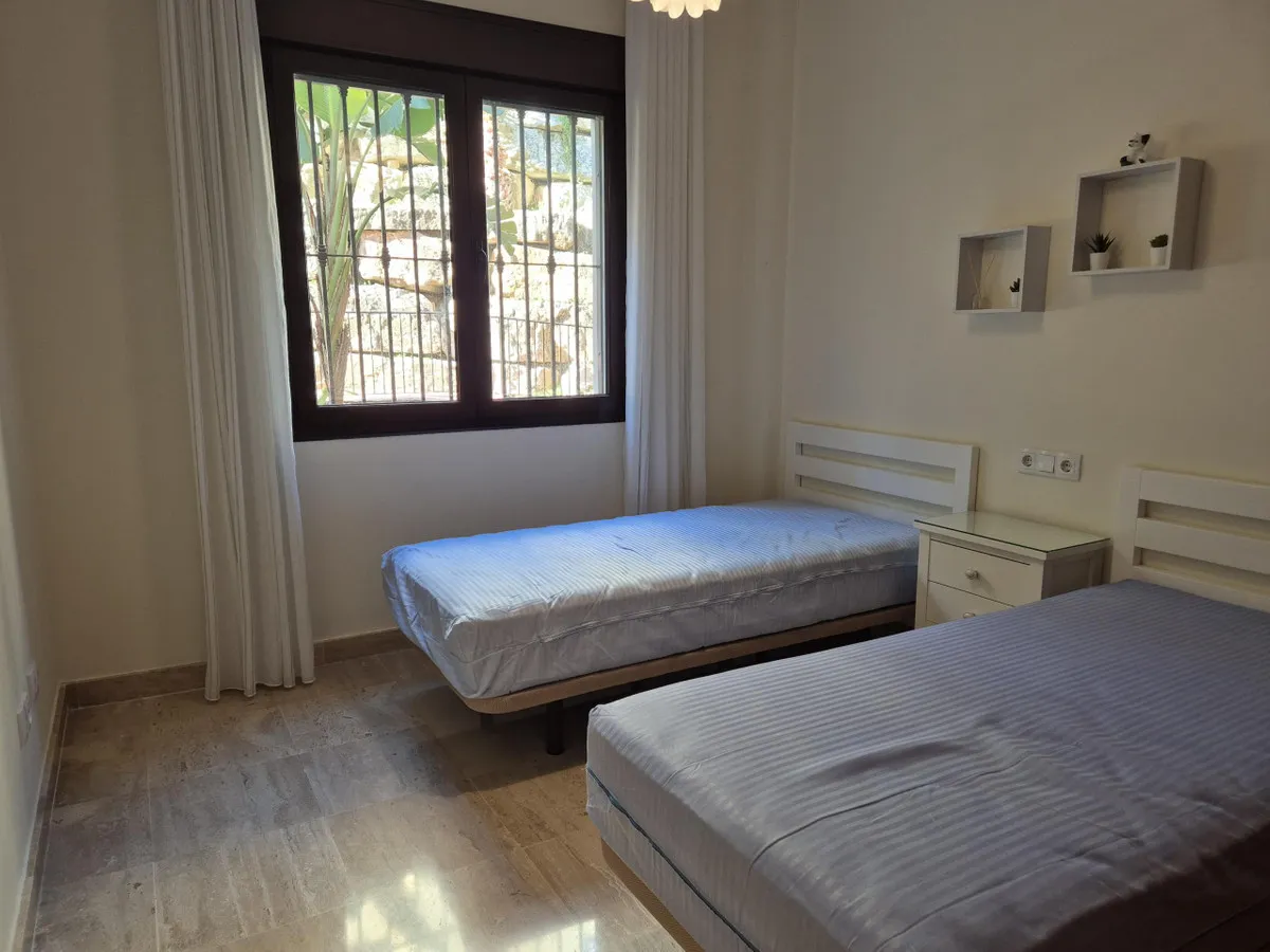 6f28f5c5-02f8-4be2-a449-fcc1a99a8e4b