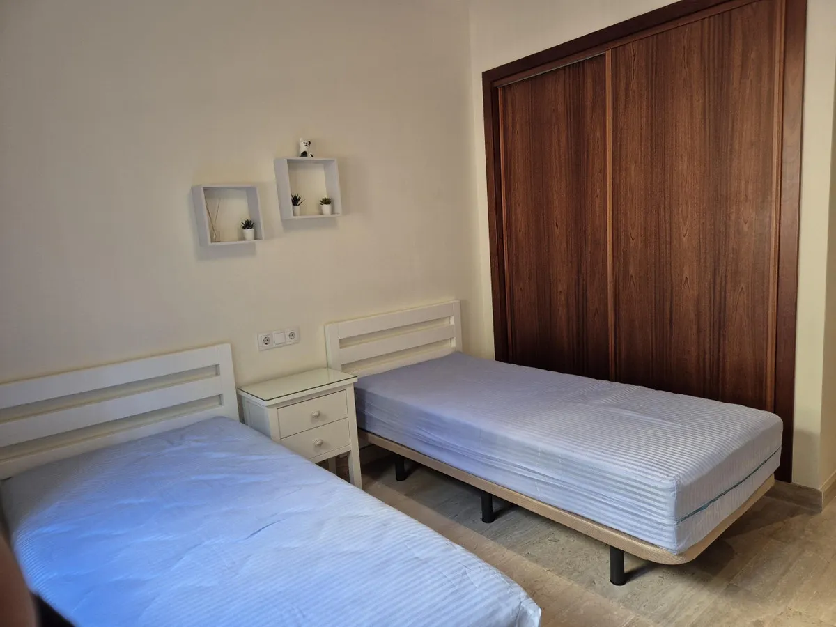 ff41c2b5-77d3-4906-9e6b-4eb0f9ec727f