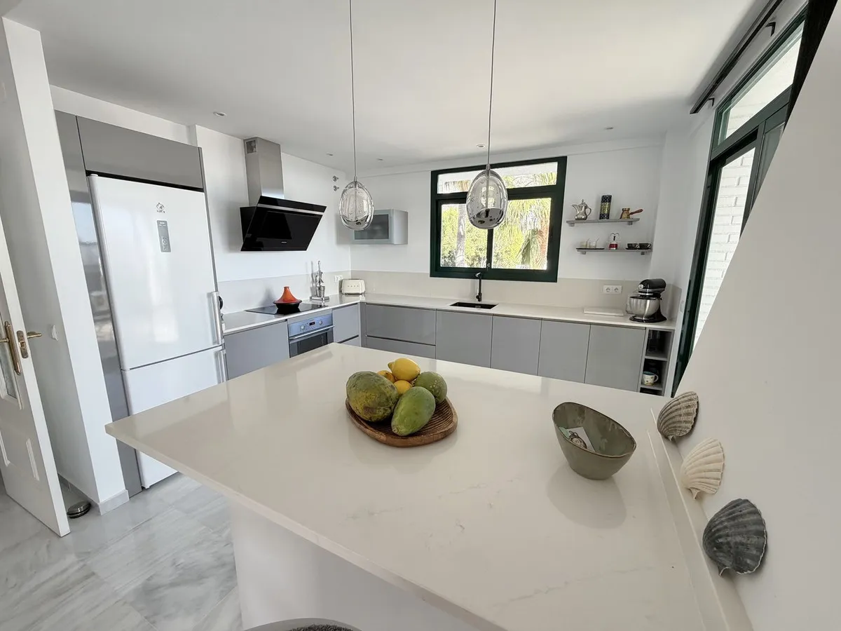 533a7025-9b91-49ac-b92f-f657d9041096