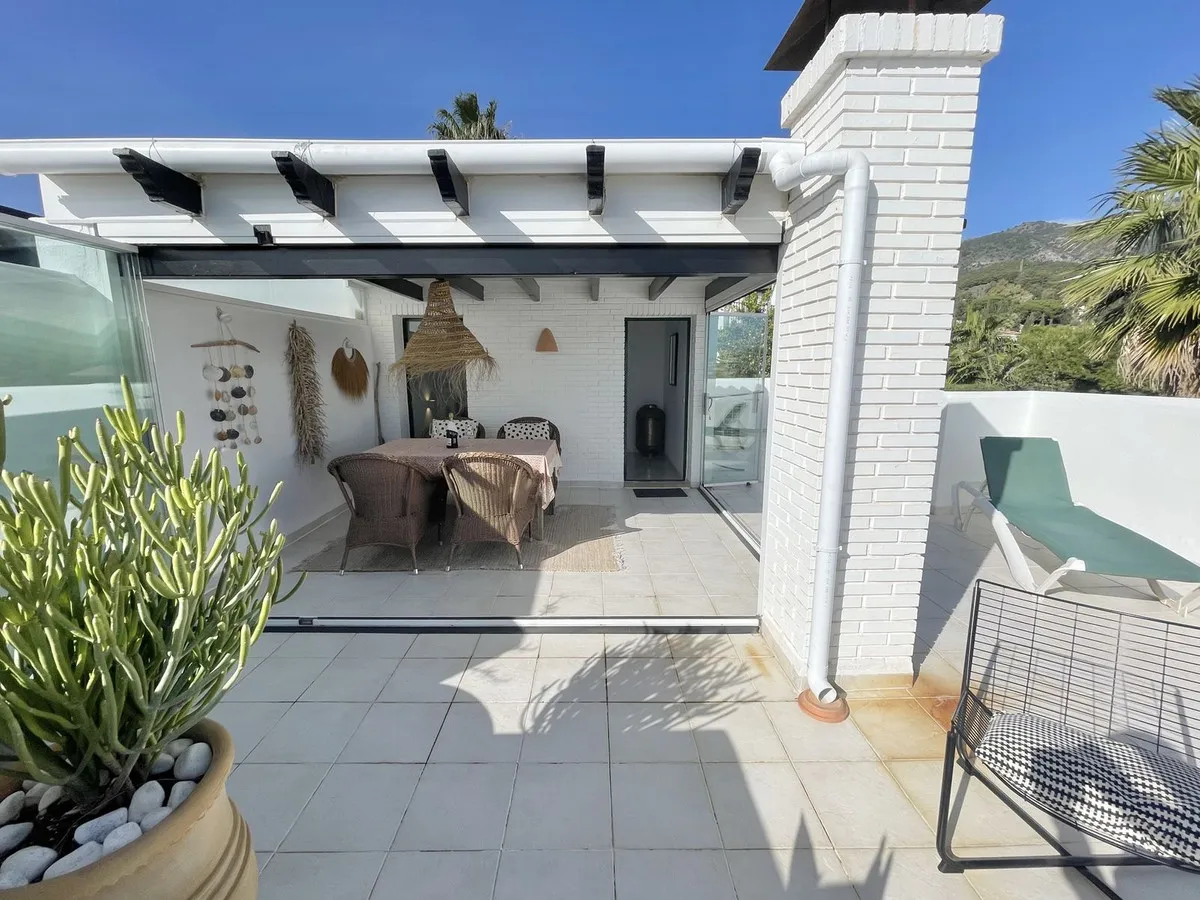 5fb21ddd-4ccc-4598-a873-6ad81badd80e