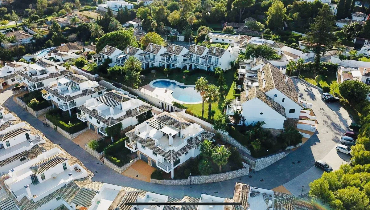 cecbd015-2641-40fe-af51-0622df9f3182