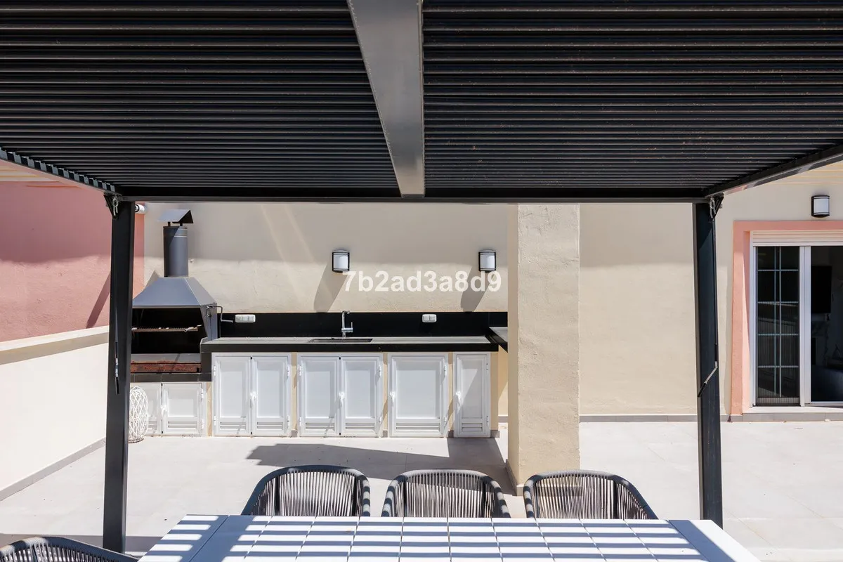 984a5068-acca-41a9-bdd2-06a60c59bc45