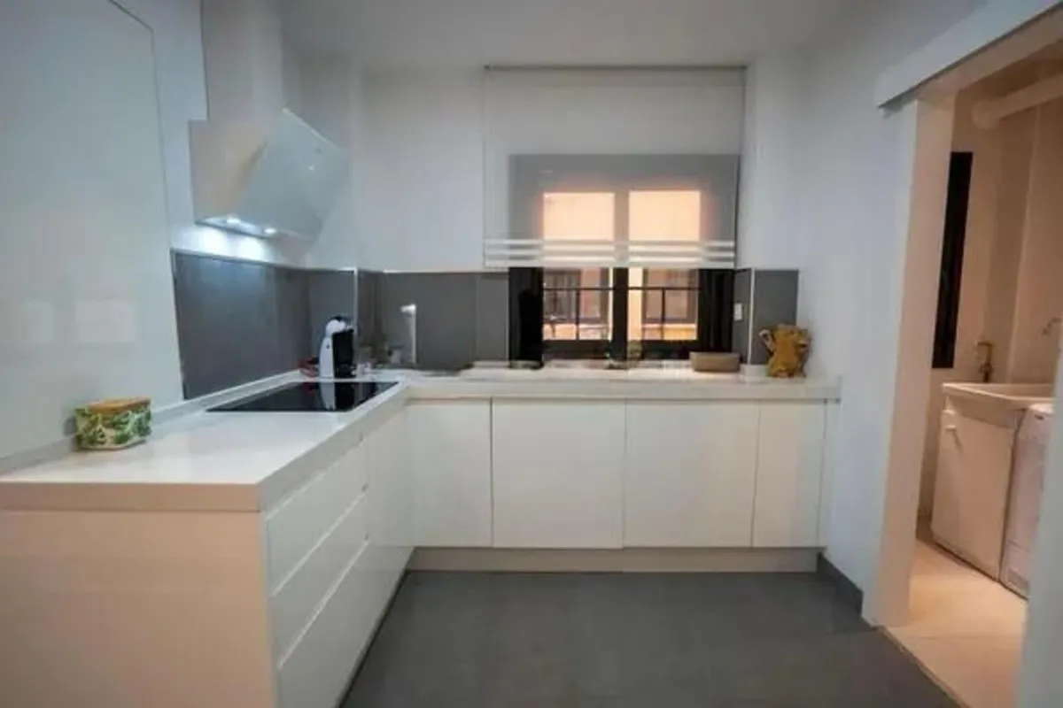 5b227165-f96d-4fe7-8763-32d2fb7d66d3