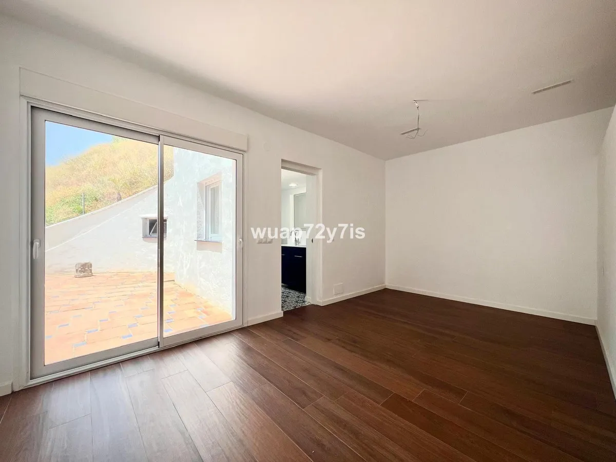 185071a8-286c-43d9-8f3b-05eb115fcbcd