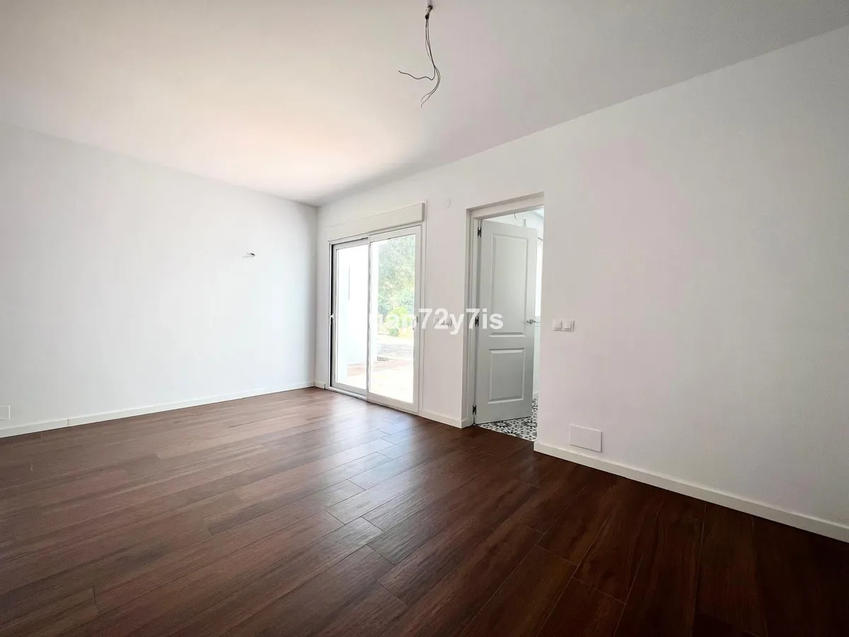 f81b2d3d-44a5-4d56-a840-37691b685bc9