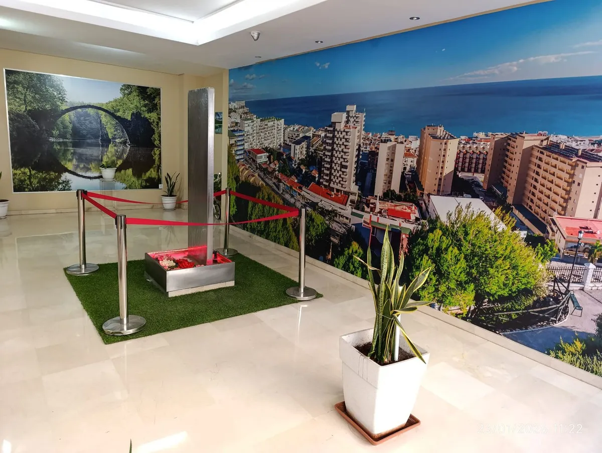 3f1de126-e089-42bc-8061-635198542ba0