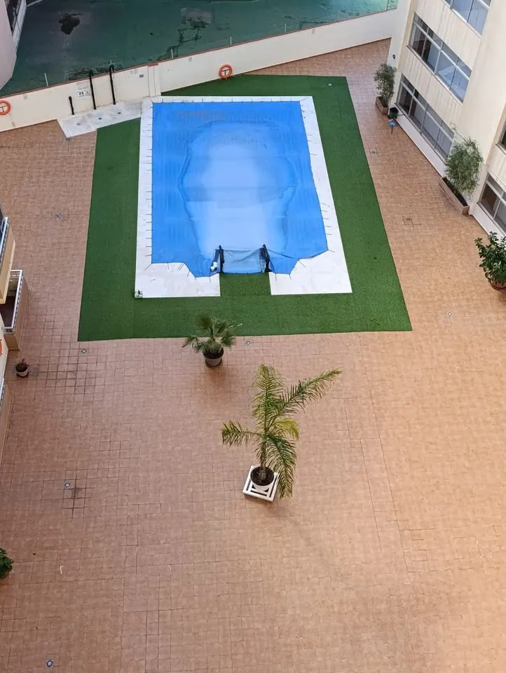 b2b9dfa8-f6f0-4cd2-8efe-d6b153255785