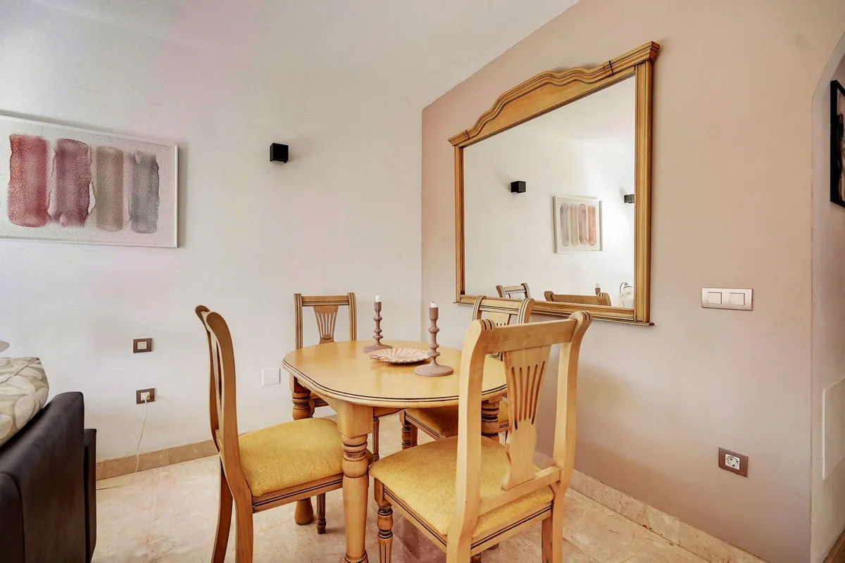 78af1eb0-c640-4aa3-8e42-28edb6fb4a38