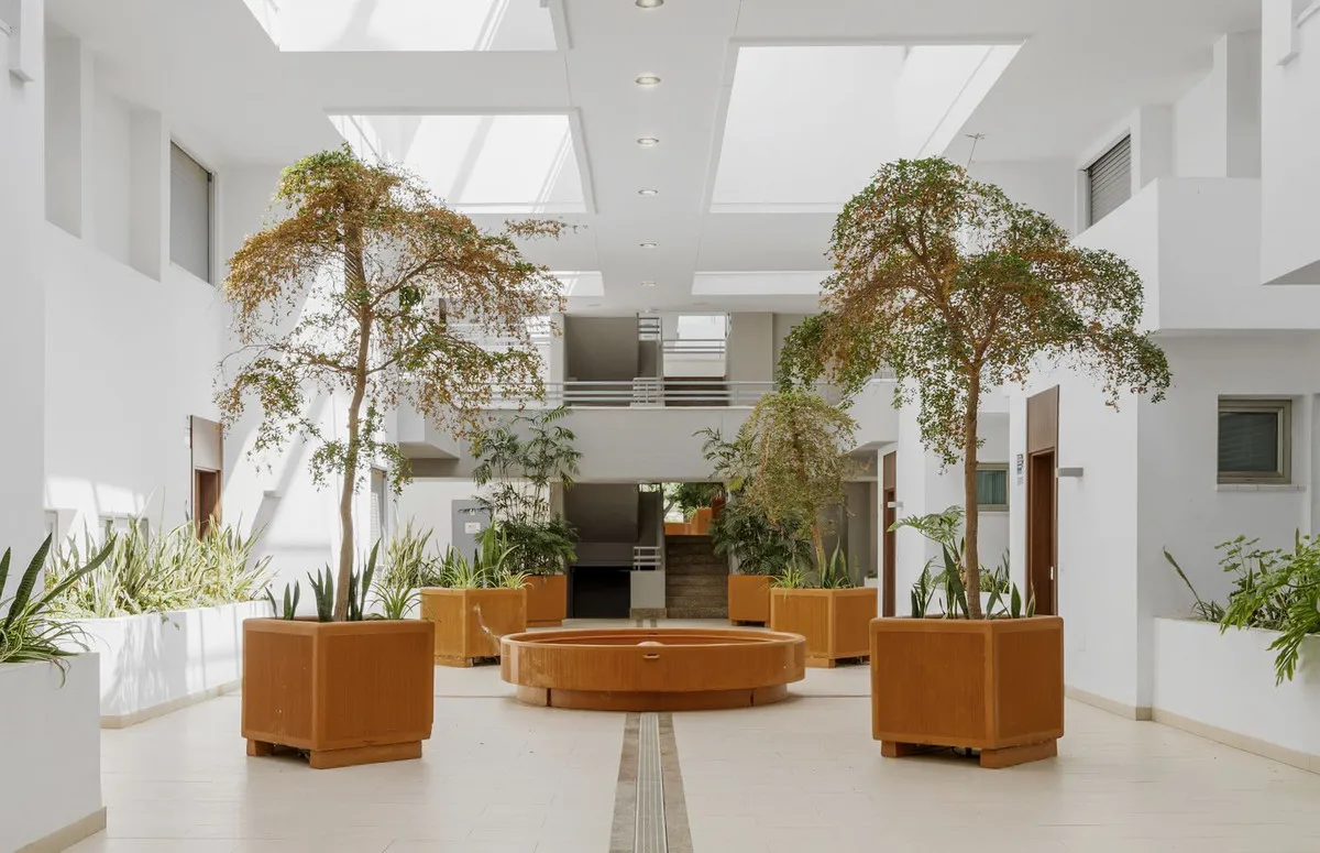 9ec077be-9b73-4127-8aaf-9c5b4a02360b