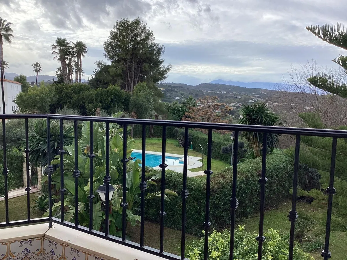 09142f78-17a6-4b68-8dd1-78c1b2c7a94d