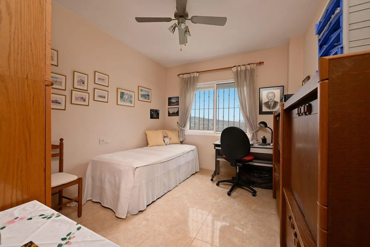 ed066a55-eb79-4ee4-910d-d28dff65ecc2