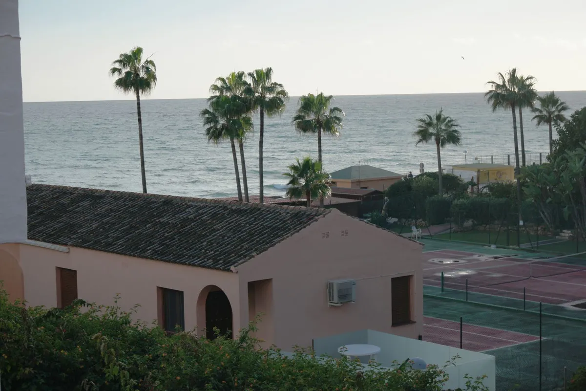 022cab85-7d15-453d-acc8-1bf3203169d2