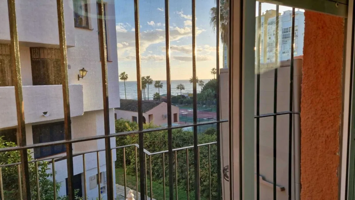 56e0a4fc-7324-468e-93c4-5b8a89ed315c