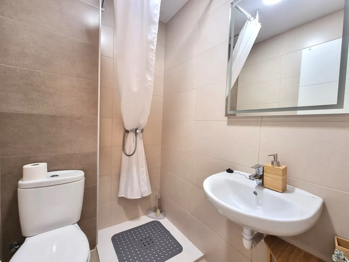 c7b69d1c-1bdd-4376-a12d-5f46efcb27a9