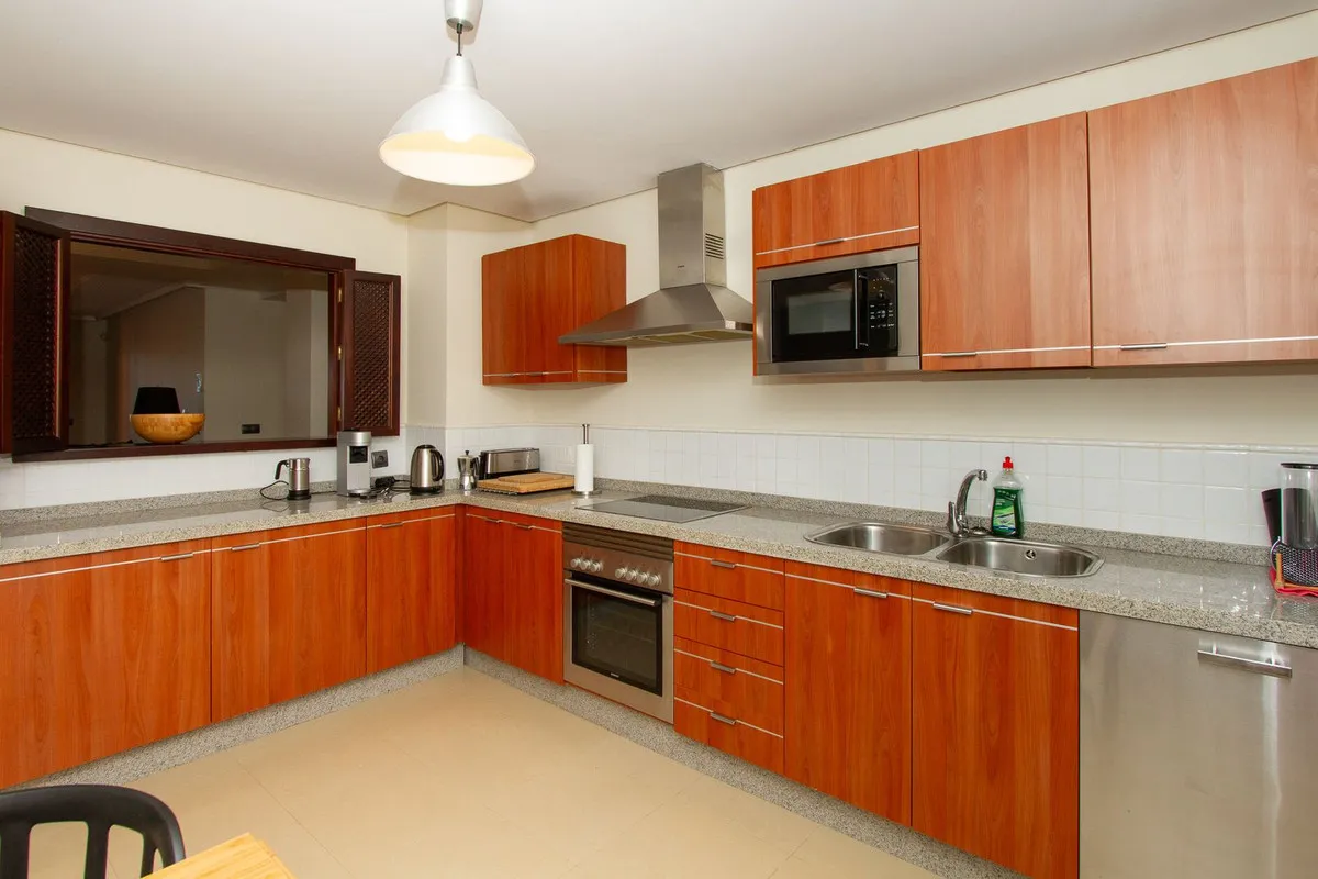 423e25d0-0449-44b1-b47c-85e8e01bbd57