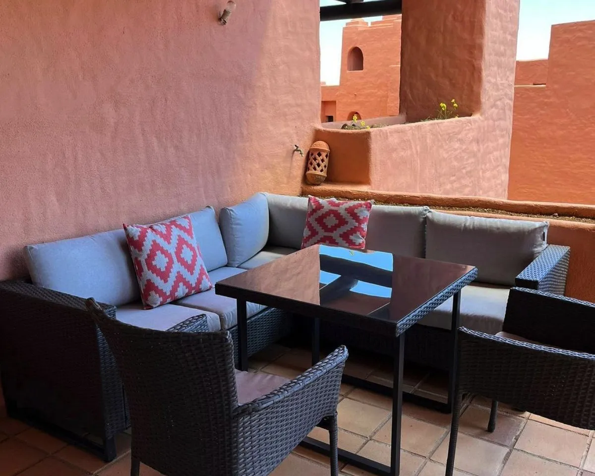 c252d10d-0e66-476a-8882-54a79a656bd1