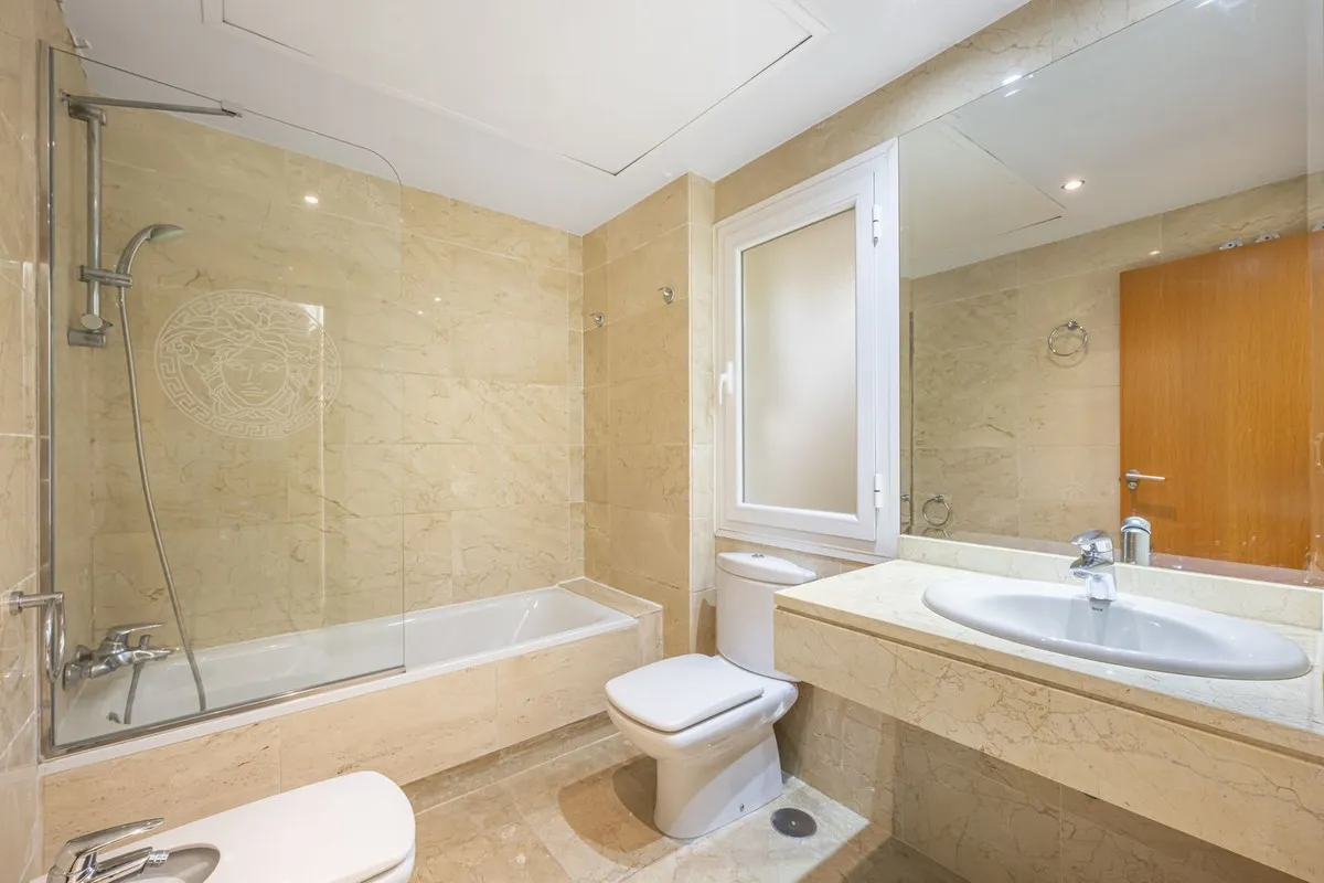 2df7ef97-e696-4c86-af82-d990f433602e