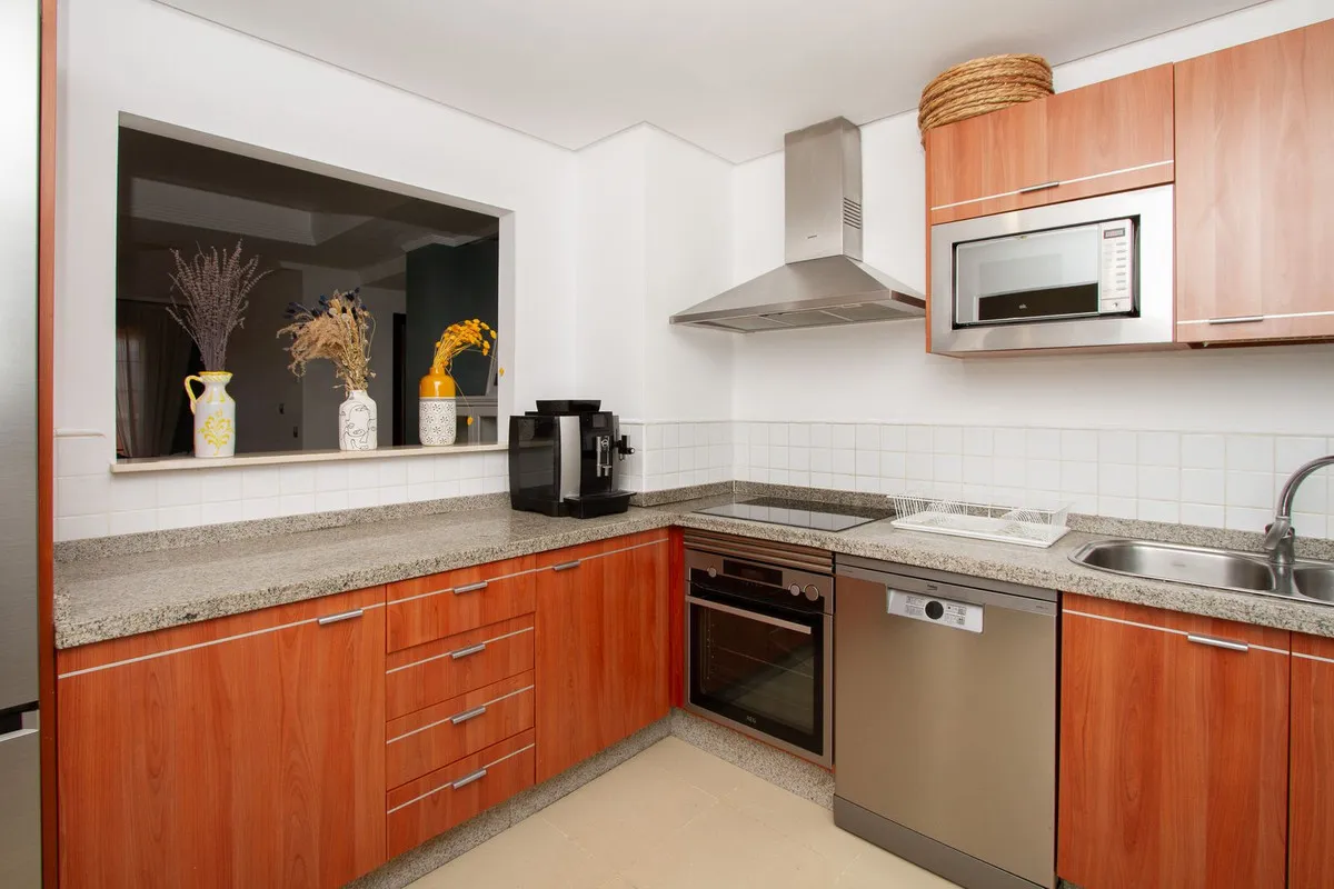 6d400d2a-2fe0-49c5-8c33-20cc62cb802e