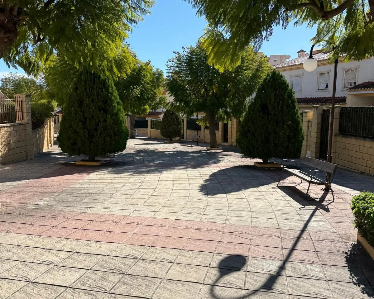 5dd5675a-97a9-4c19-9263-cea2ef378347