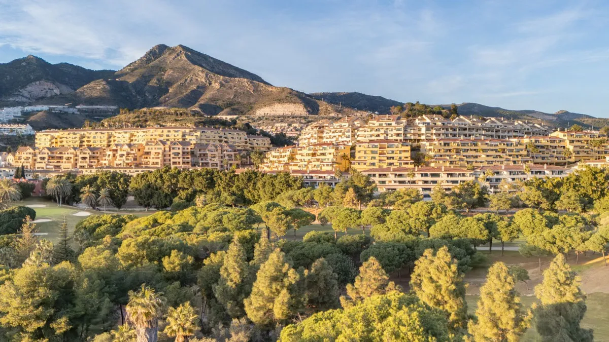 cdb0f7b4-2fae-4014-a231-bf75de8b70ad