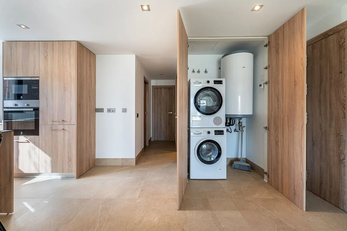 23194b1f-da87-4fac-8c40-01ee257a22f2