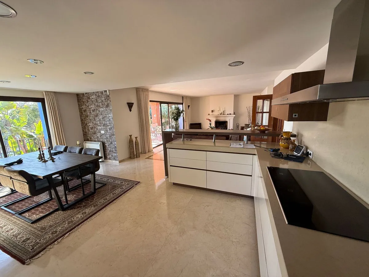 ca63ca1a-b6d9-4df6-9438-b451150df9be