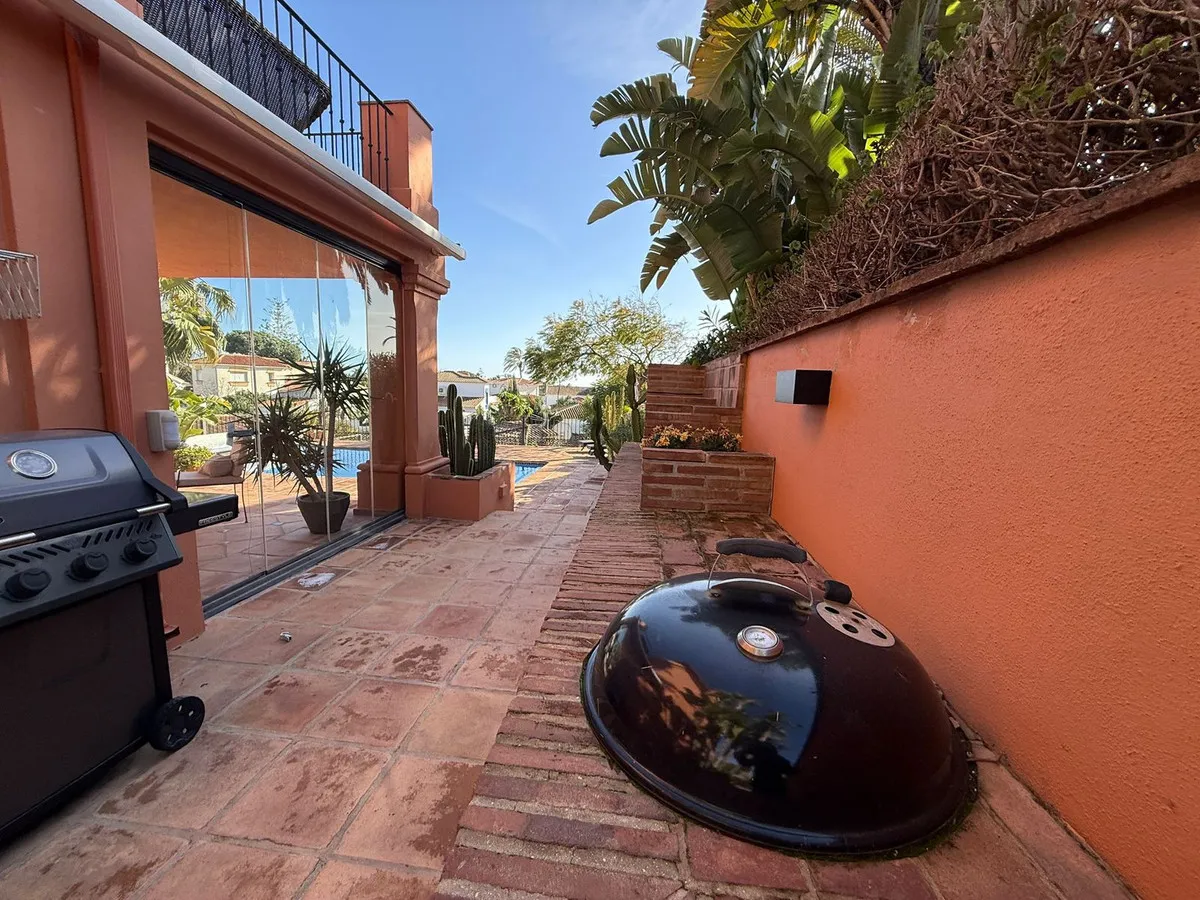 d8449c90-7bf5-4683-b266-4384ae59847e