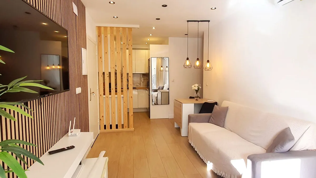 6eed8a71-a78b-4e11-8d22-1456a09e73e2