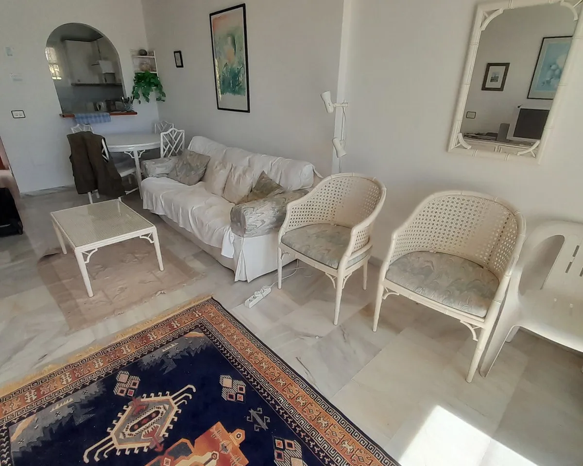 7b33ae94-9c45-4f5a-b2f9-f8277bc6aae0