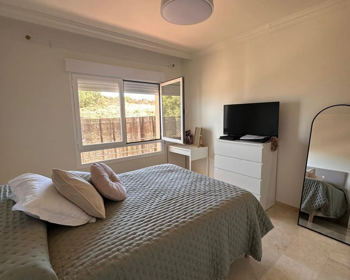 5418b662-75c7-4e9c-b749-4cee59290c83