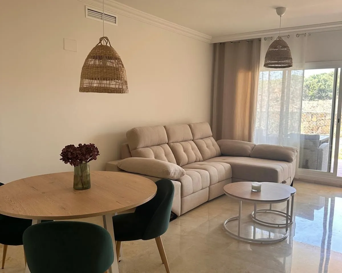 a6e74f65-0c86-42e3-a6f3-5aace4d37b47