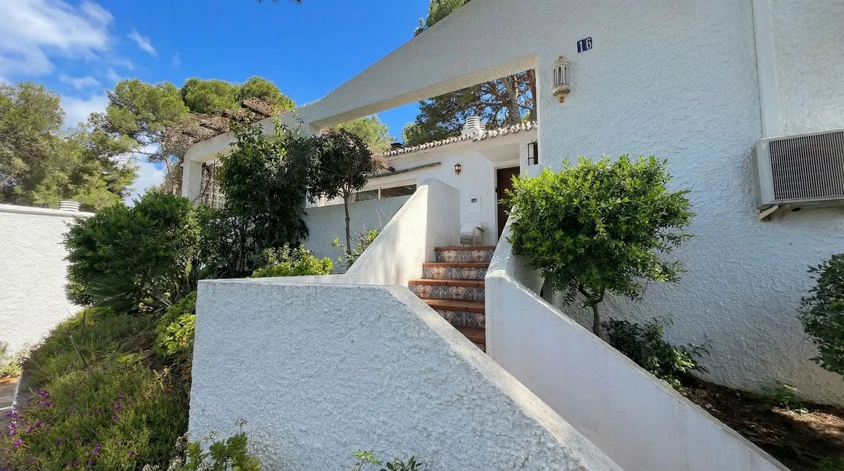 7b3486df-a4c9-4fb5-99b3-ec9dbfe5250e