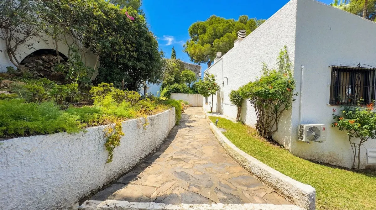 80f9b6ec-3d75-4674-ae3b-9f6144edddff