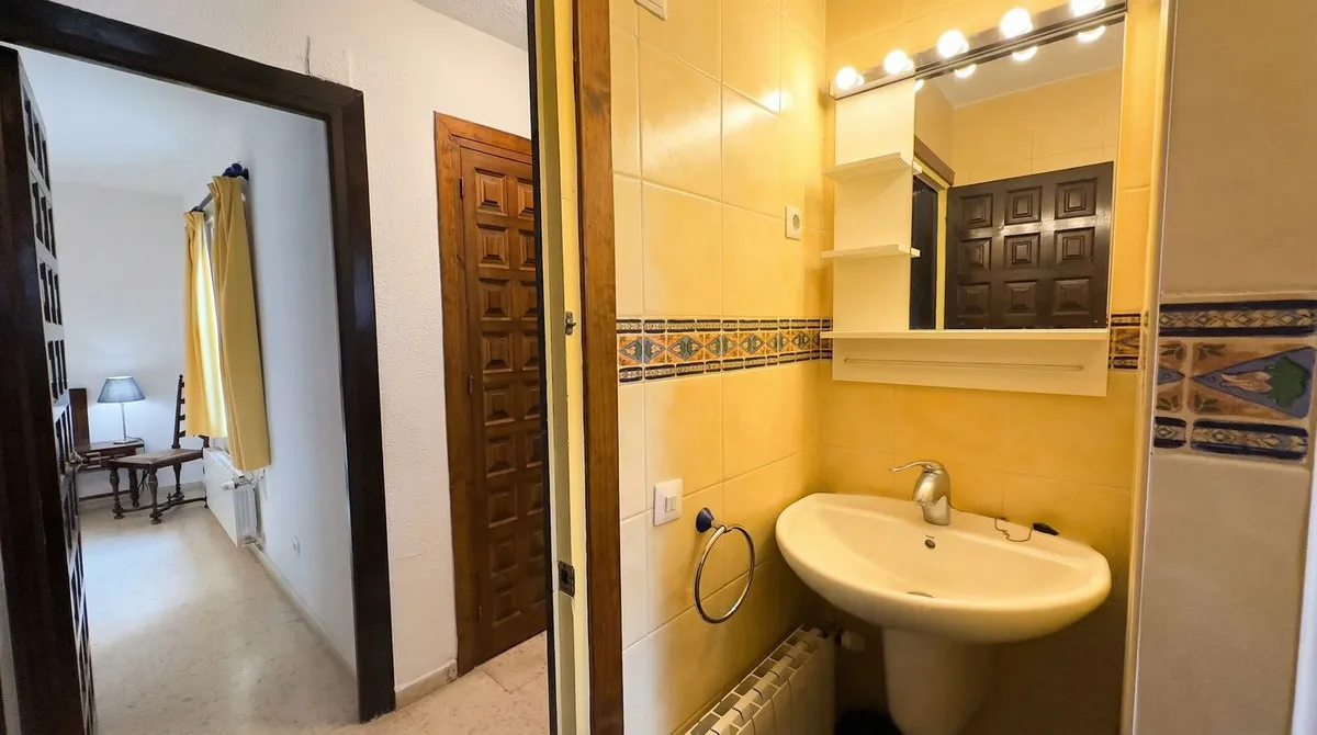 edf99469-7be1-4c49-b291-2d421354c141