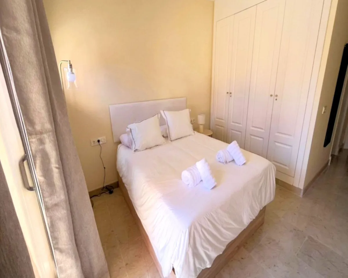 4a552c04-17c8-4f13-abbc-f49638721dc0