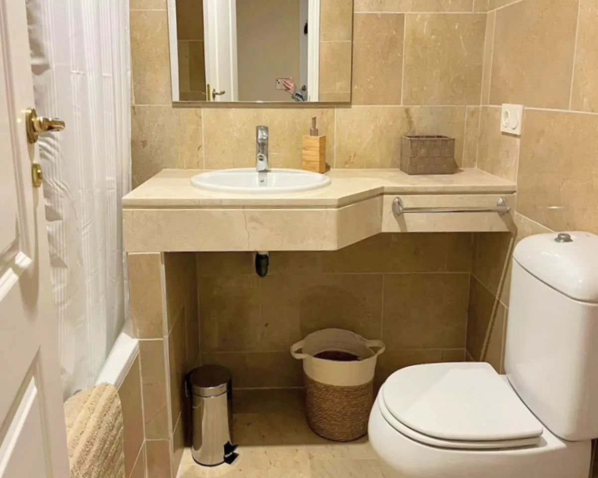 5b4d437a-e9c4-445d-b177-74c4f2ccf580