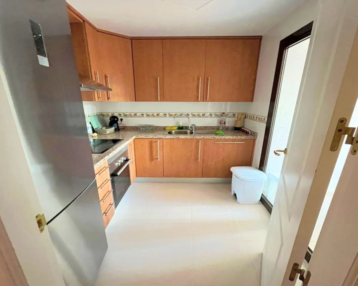 c5dd2b83-6185-4f31-bfaa-a6c58eaf7325