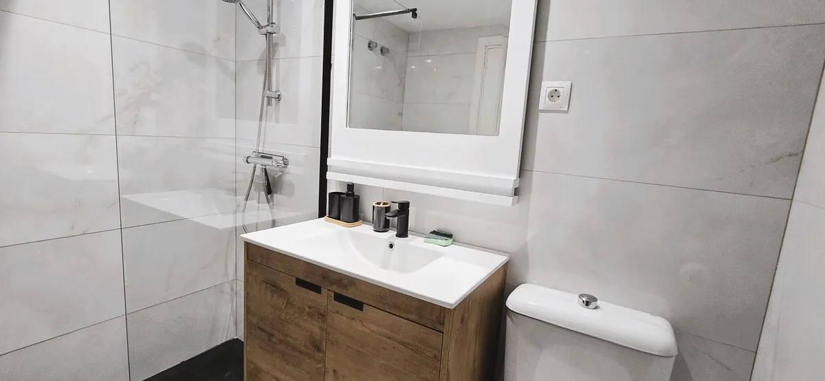 fc0696fa-9475-49b2-9877-4c3d5a6e8fc0