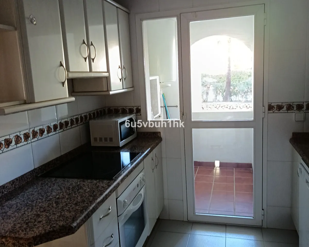 6eeca824-8471-4aa9-b08f-76ae273c8e3d