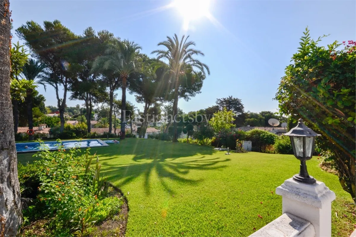 Charming Townhouse in Nueva Andalucía, Marbella