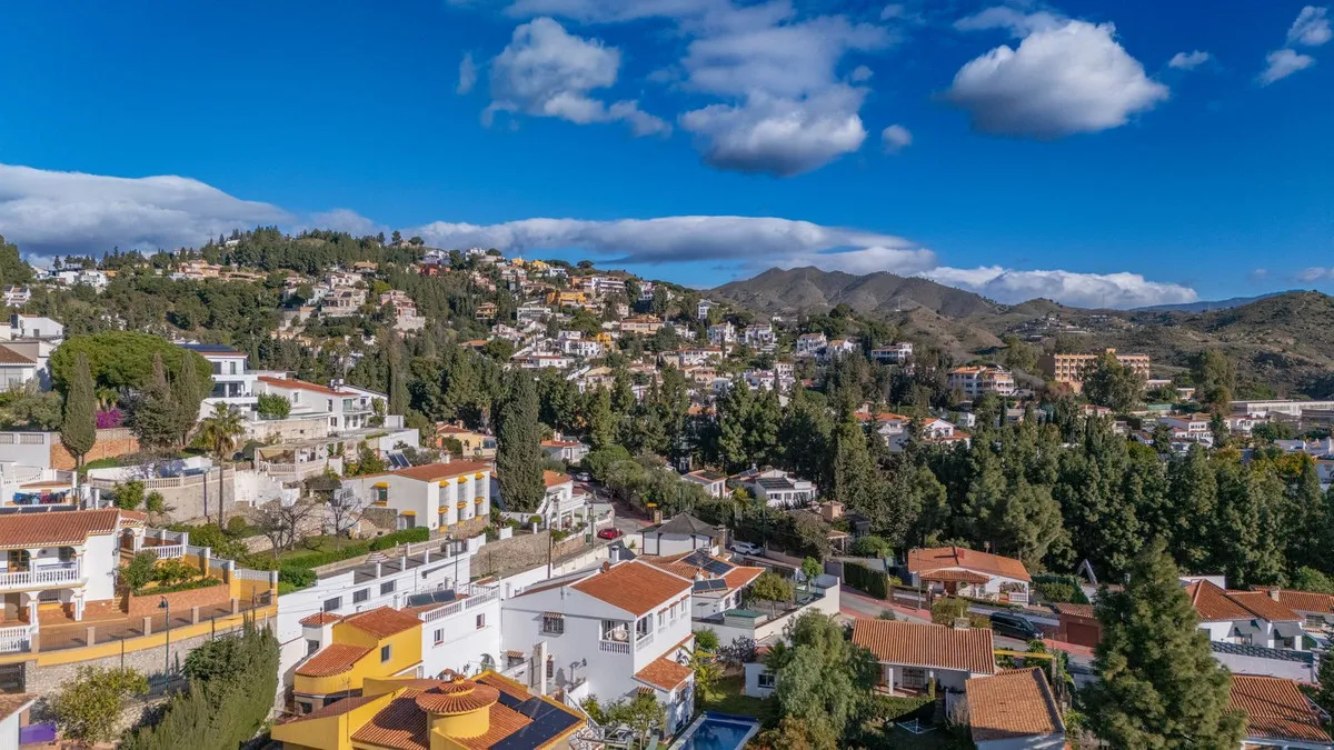 85dcfa43-6418-4ce0-9e92-adfd72131c31