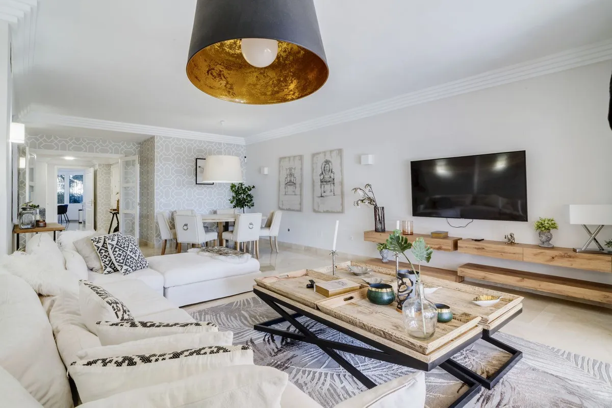 105bed5a-3383-4ec6-a886-995c53ff4b09