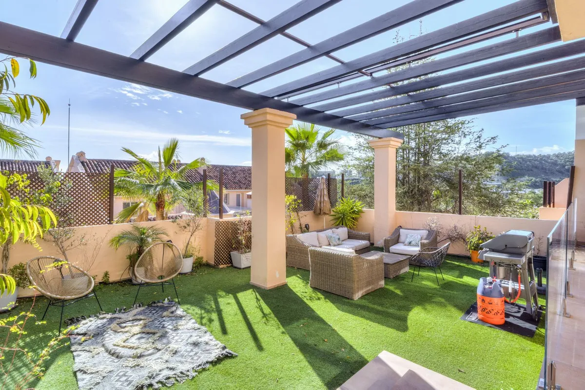 23087c7f-36bc-4f3b-93e2-daf539bfd603