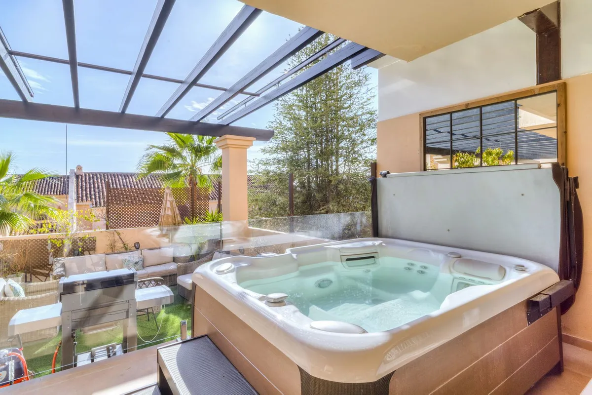 fe12cc3e-8e73-45c2-a0ff-b1079c3cb2eb