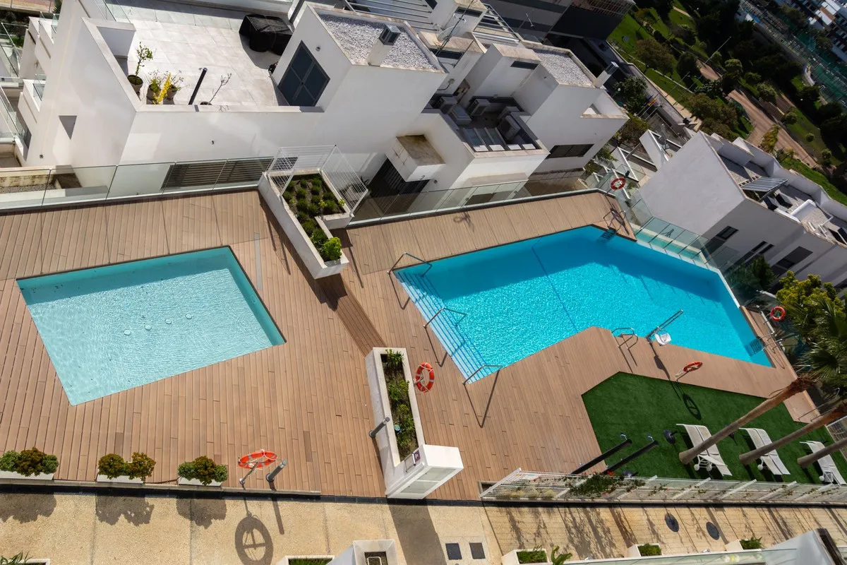 017ab648-08fa-4395-a15b-fed5efc708fd