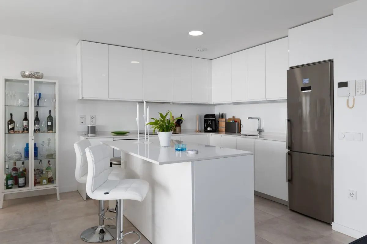 16b88aa3-3f00-4eb1-b8f9-3efac7911aef