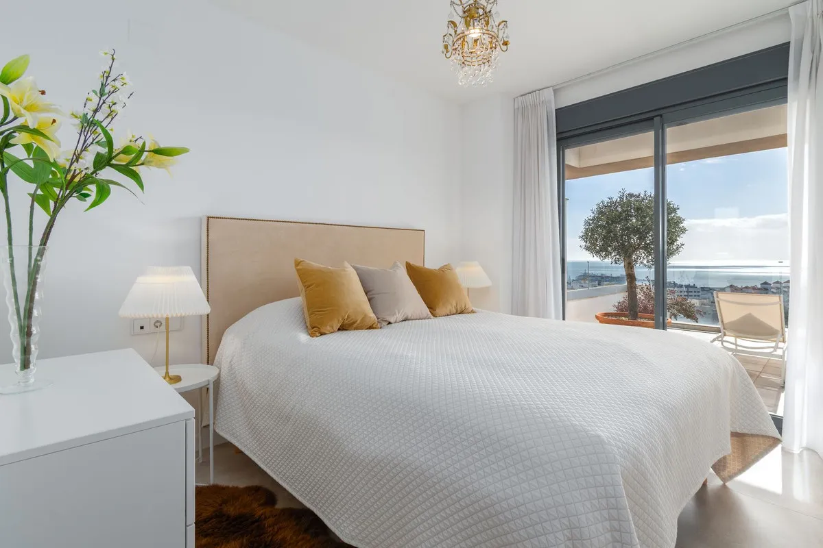 4b720deb-e620-48ee-94de-835f4aa74cb5