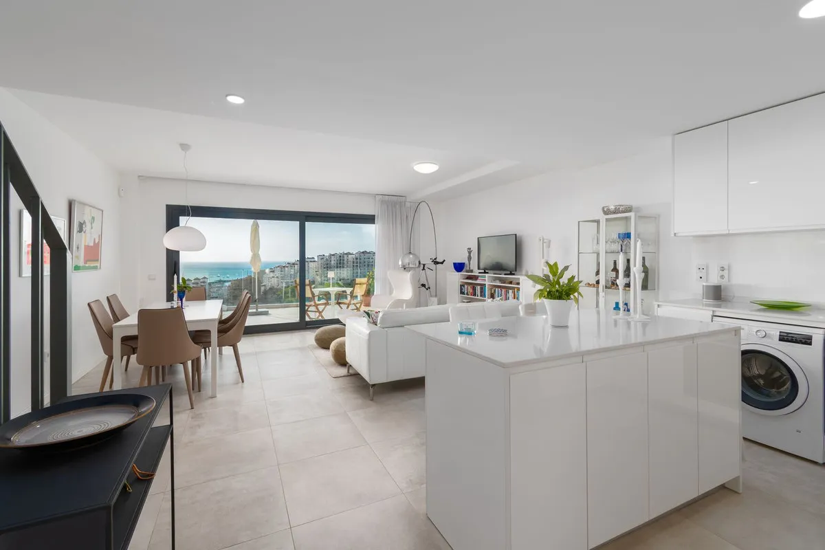 577b7cc9-24e1-4705-8c43-7eb9ed10ed30